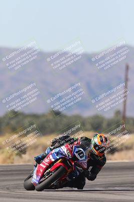 media/Nov-01-2025-CVMA (Sat) [[fc0f7531b8]]/Race 10-Formula Superbike-Supersport Open/